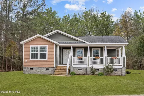 710 Carolina Ave, New Bern, NC 28562
