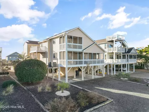 1406 Canal Dr, Sunset Beach, NC 28468