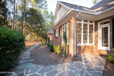 Exterior - 19 Troon Dr, Pinehurst, NC 28374 photo 8 of 18