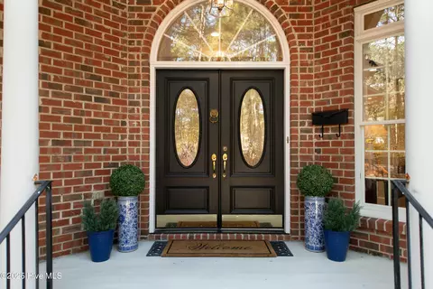 Exterior - 19 Troon Dr, Pinehurst, NC 28374 photo 3 of 18