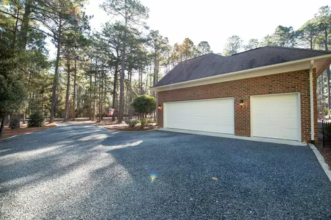 Exterior - 19 Troon Dr, Pinehurst, NC 28374 photo 17 of 18