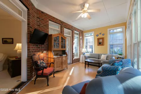 Exterior - 19 Troon Dr, Pinehurst, NC 28374 photo 4 of 18