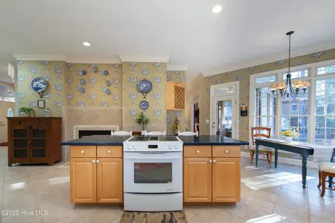 Kitchen - 19 Troon Dr, Pinehurst, NC 28374 photo 10 of 10