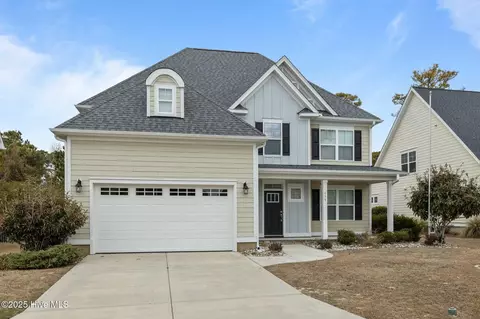 414 Lanyard Dr, Newport, NC 28570