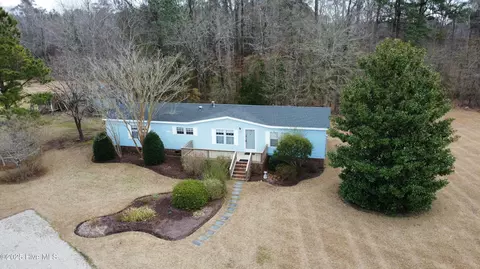 3751 Wharton Station Rd, Washington, NC 27889