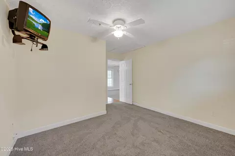 Bedroom - 79 Ridgecrest Dr, Chocowinity, NC 27817 photo 3 of 4