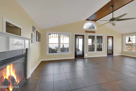 Living - 79 Ridgecrest Dr, Chocowinity, NC 27817 photo 3 of 3