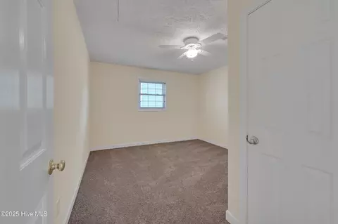 Bedroom - 79 Ridgecrest Dr, Chocowinity, NC 27817 photo 2 of 4