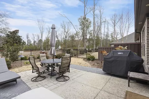 Exterior - 657 Jenoa Loop, Castle Hayne, NC 28429 photo 8 of 20