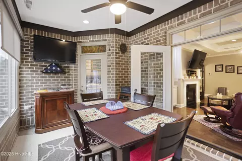 Exterior - 657 Jenoa Loop, Castle Hayne, NC 28429 photo 6 of 20