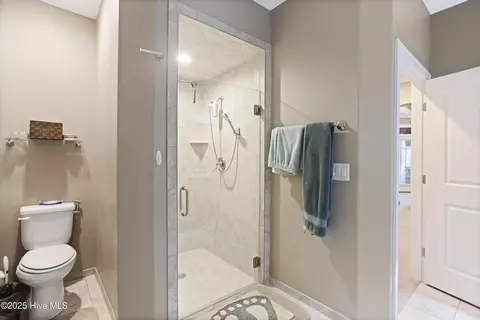 Bath - 657 Jenoa Loop, Castle Hayne, NC 28429 photo 4 of 7