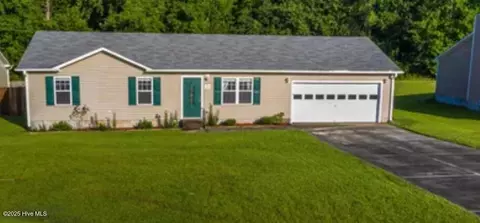 104 Jacob Ct, Jacksonville, NC 28540