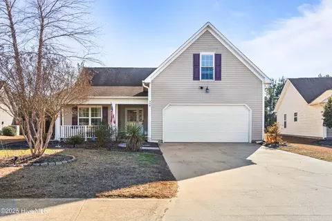 350 Rose Bud Ln, Holly Ridge, NC 28445