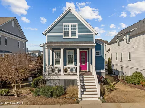 202 S Academy St, Washington, NC 27889