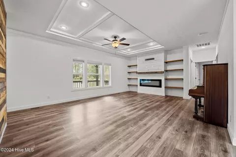 425 Upland Rd, Willard, NC 28478 photo 5