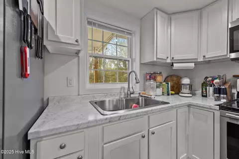 1131 Van Eden Rd, Watha, NC 28478 photo 10