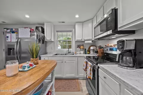 1131 Van Eden Rd, Watha, NC 28478 photo 12