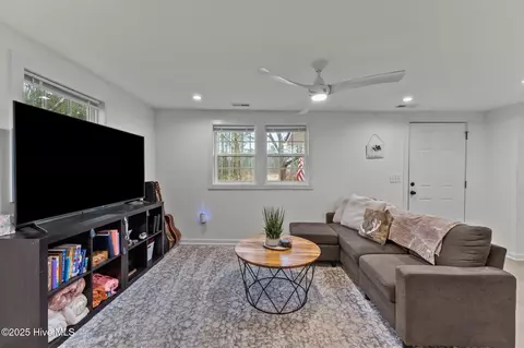 1131 Van Eden Rd, Watha, NC 28478 photo 3