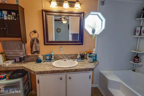 2168 Whichards Beach Rd, Chocowinity, NC 27817 photo 10