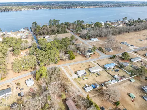 2168 Whichards Beach Rd, Chocowinity, NC 27817 photo 33