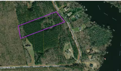 209 Pine Point Rd, Hertford, NC 27944