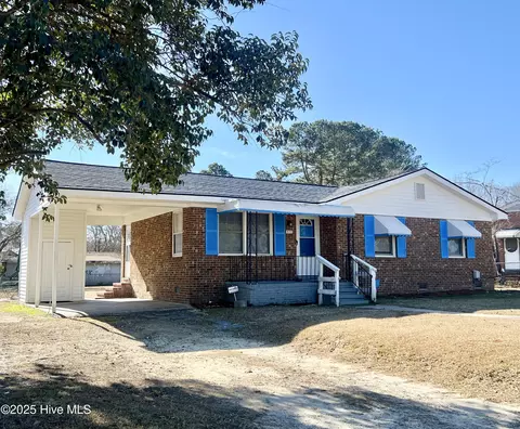 517 Lincoln Dr, Rocky Mount, NC 27801