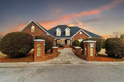 110 Chancey Dr, Elizabeth City, NC 27909
