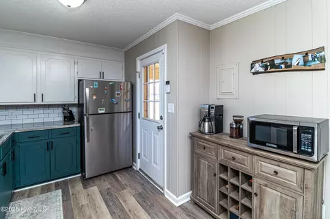 105 Dill St, Mount Olive, NC 28365 photo 5