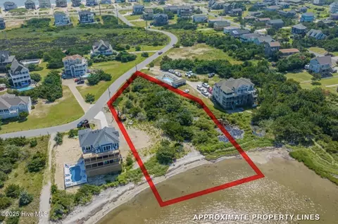 23044 Cross Of Honor Way, Rodanthe, NC 27968