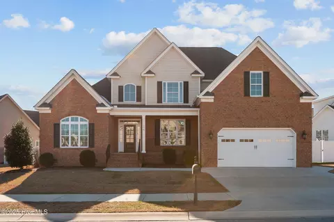 176 Blackwater Dr, Winterville, NC 28590