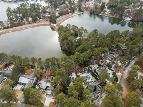 View/Area - 350 Pine Vista Dr, Pinehurst, NC 28374 photo 3 of 4