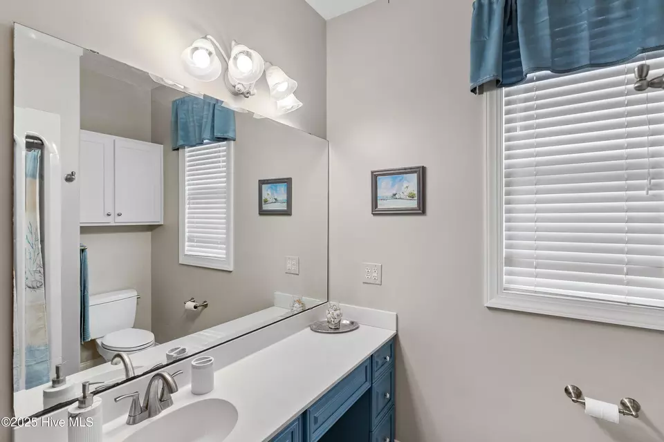 Bath - 647 N Shore Dr, Southport, NC 28461 photo 2 of 5