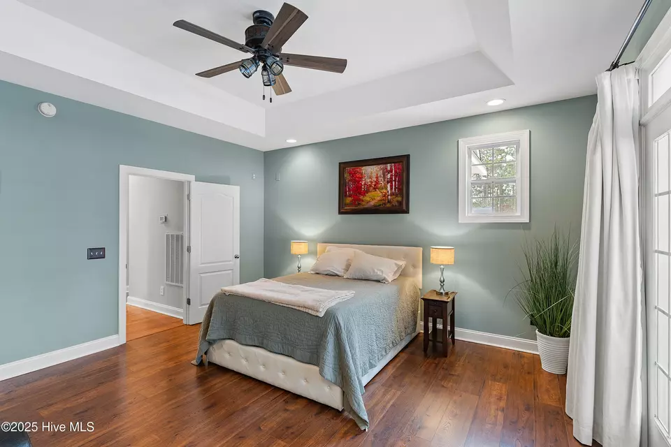 Bedroom - 647 N Shore Dr, Southport, NC 28461 photo 5 of 5