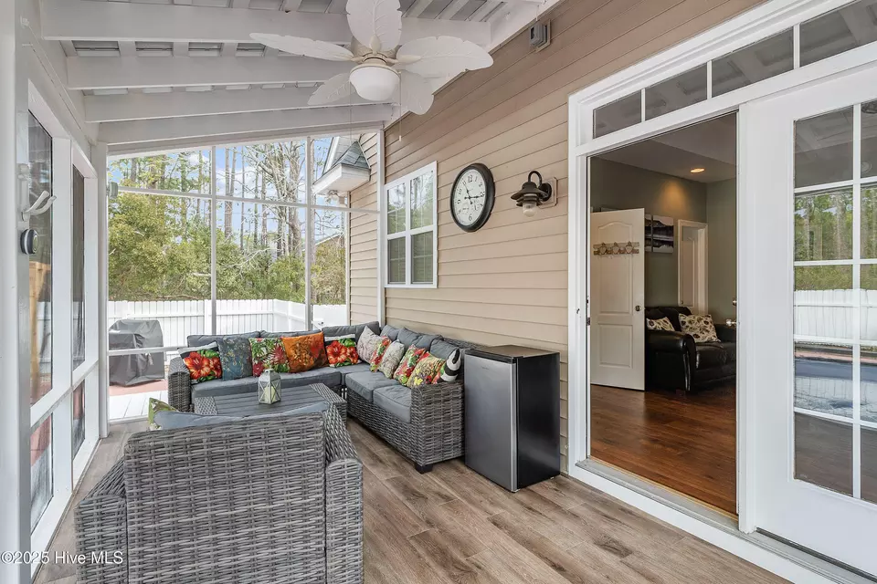 Exterior - 647 N Shore Dr, Southport, NC 28461 photo 2 of 5