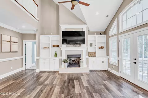 Living - 236 Hydrangea Ln, Hampstead, NC 28443 photo 1 of 2