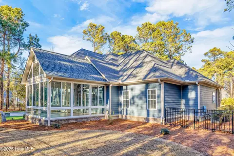 Exterior - 236 Hydrangea Ln, Hampstead, NC 28443 photo 10 of 19