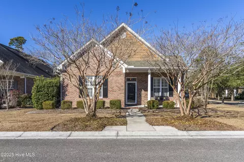 1300 Kingfisher Ct, Wilmington, NC 28403