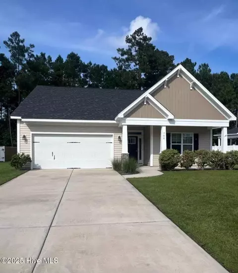 708 Jasmine Way, Burgaw, NC 28425