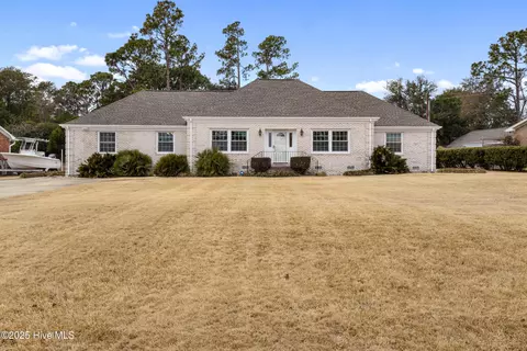 605 Windemere Rd, Wilmington, NC 28405
