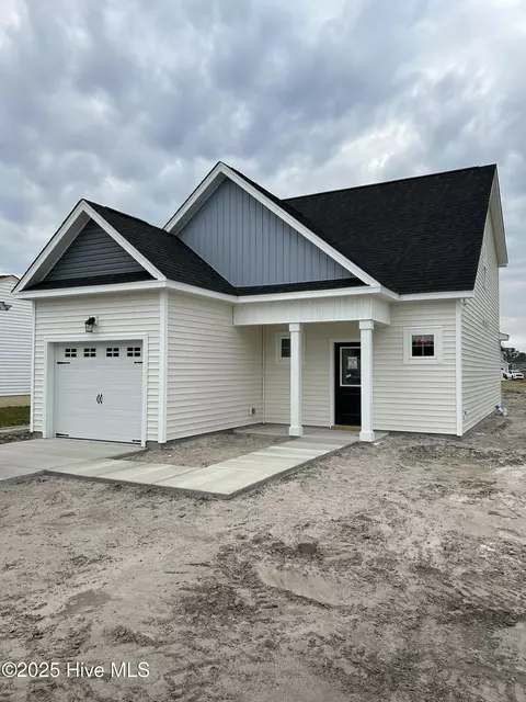 320 Drummer Kellum Rd, Jacksonville, NC 28546
