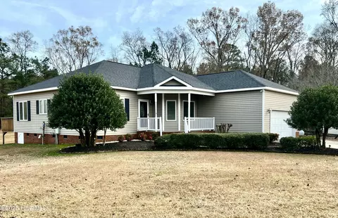 108 Dogwood Dr, Kenly, NC 27542