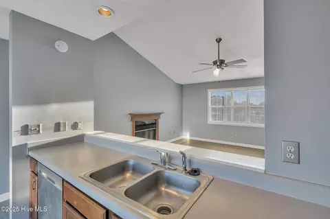 505 Amber Ave, Hubert, NC 28539 photo 10