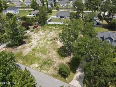 109 Twelve Pointer Rd, Hampstead, NC 28443