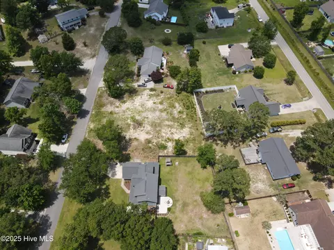 109 Twelve Pointer Rd, Hampstead, NC 28443 photo 4