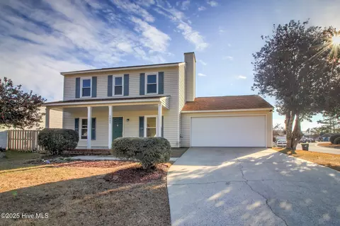 3005 Mandy Ln, Morehead City, NC 28557