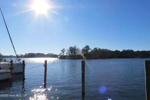 318 Old Lupton Rd, Merritt, NC 28556