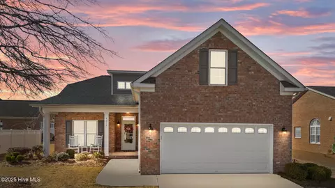 4012 Alma Lee Dr, Winterville, NC 28590
