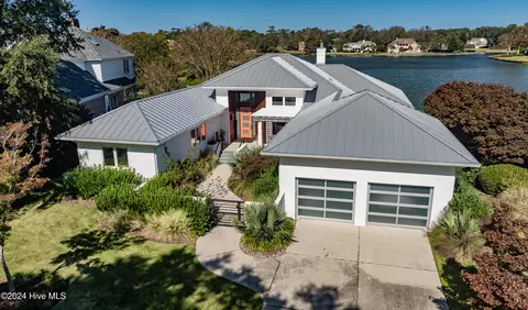 2013 Seawind Ln, Wilmington, NC 28405