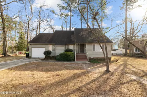 17 Running Branch Dr, Havelock, NC 28532