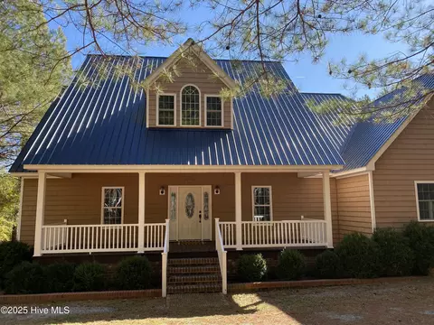 120 Bull Hill Rd, Windsor, NC 27983